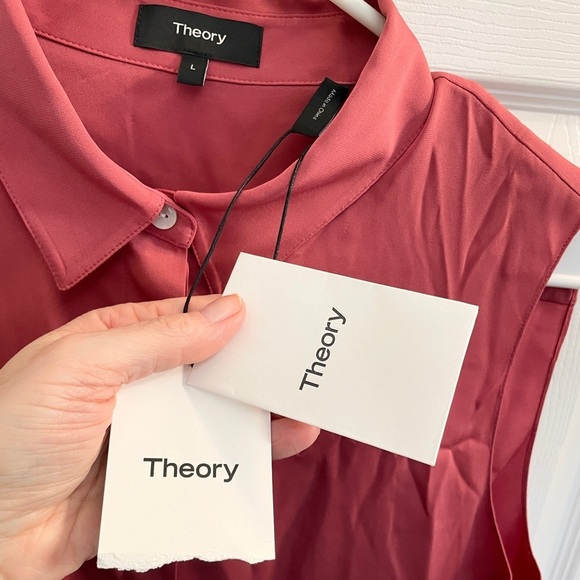 Theory I L - Picture 7 of 10